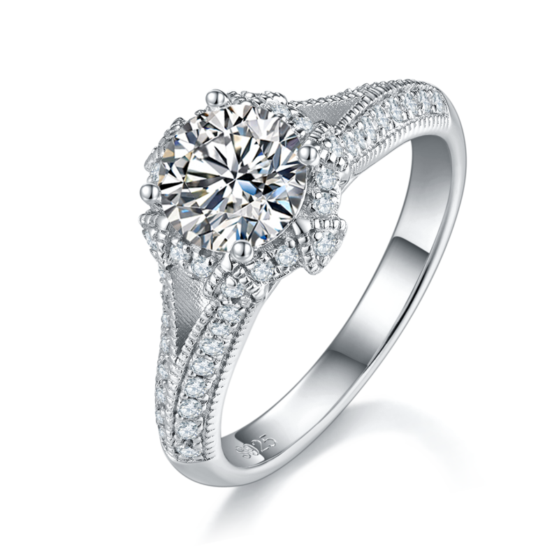 S925 Silver Plated Platinum Women's Ring Customized Selection Main Stone Moissanite 1.0ct/Secondary Stone High Carbon Diamond