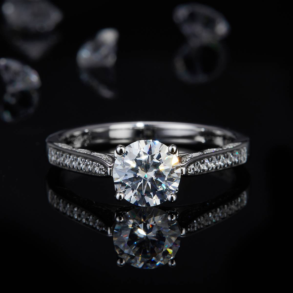 单头女戒S925银镀白金女戒定制选款主石莫桑钻1.0ct/副石高碳钻