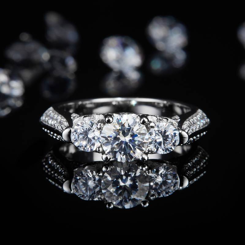 三石Women's RingS925银镀白金定制选款主石Moissanite0.8ct/副石高碳钻