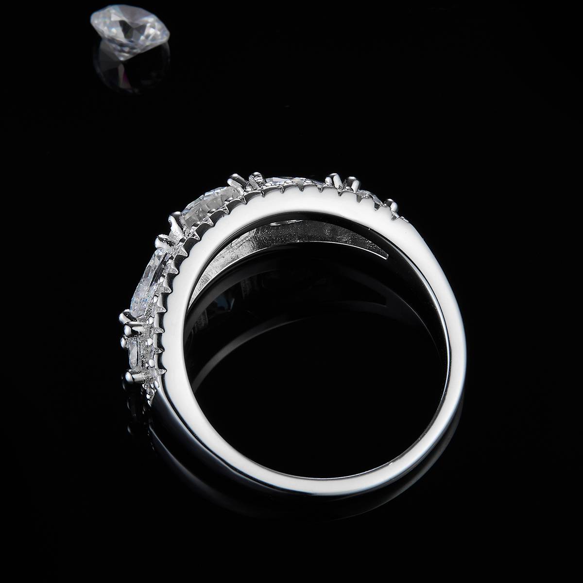 Full Diamond Three Stone Women's Ring S925 Silver Plated Platinum Customized Selection Main Stone Moissanite Diamond 0.8ct/Secondary Stone High Carbon Diamond