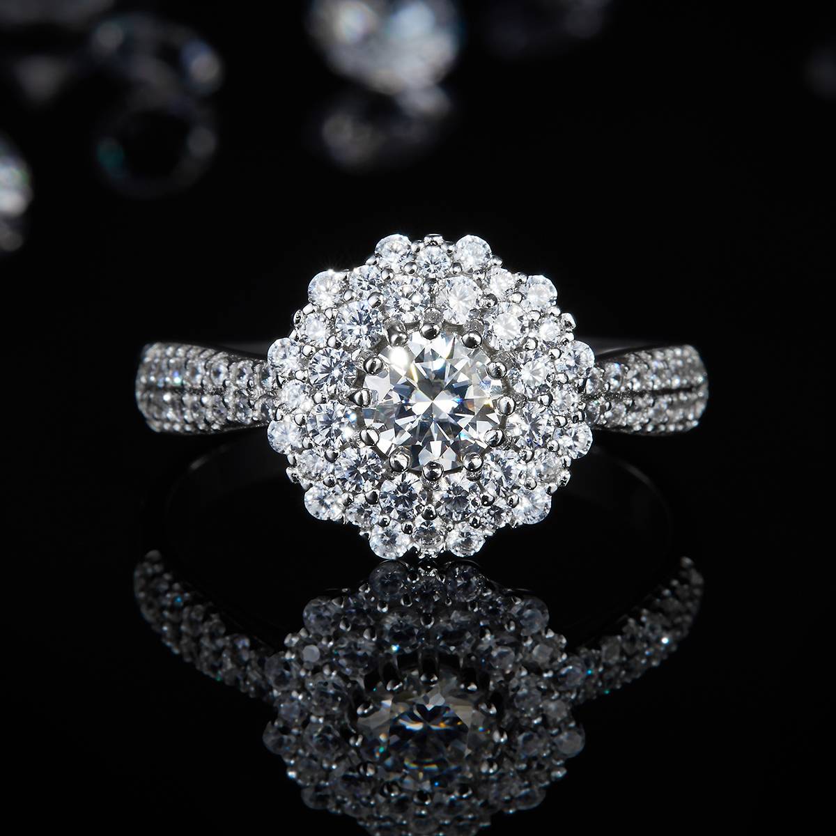 Light Luxury Full Diamond Women's Ring S925 Silver Plated Platinum Customized Selection Main Stone Moissanite Diamond 0.8ct/Secondary Stone High Carbon Diamond