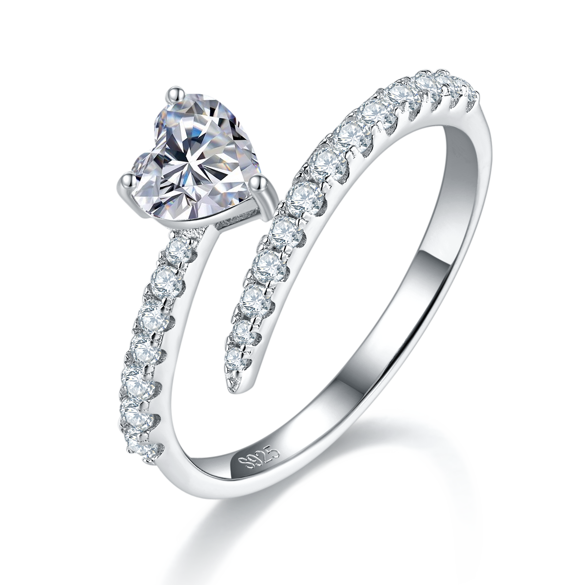 心形女戒S925银镀白金定制选款主石莫桑钻0.8ct/副石高碳钻