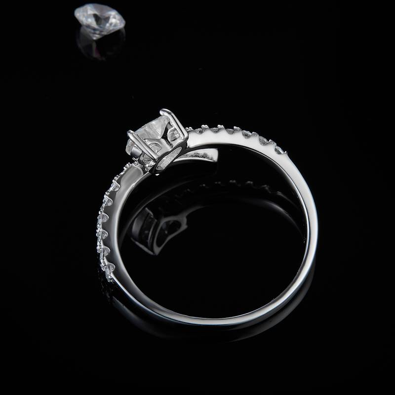 心形Women's RingS925银镀白金定制选款主石Moissanite0.8ct/副石高碳钻