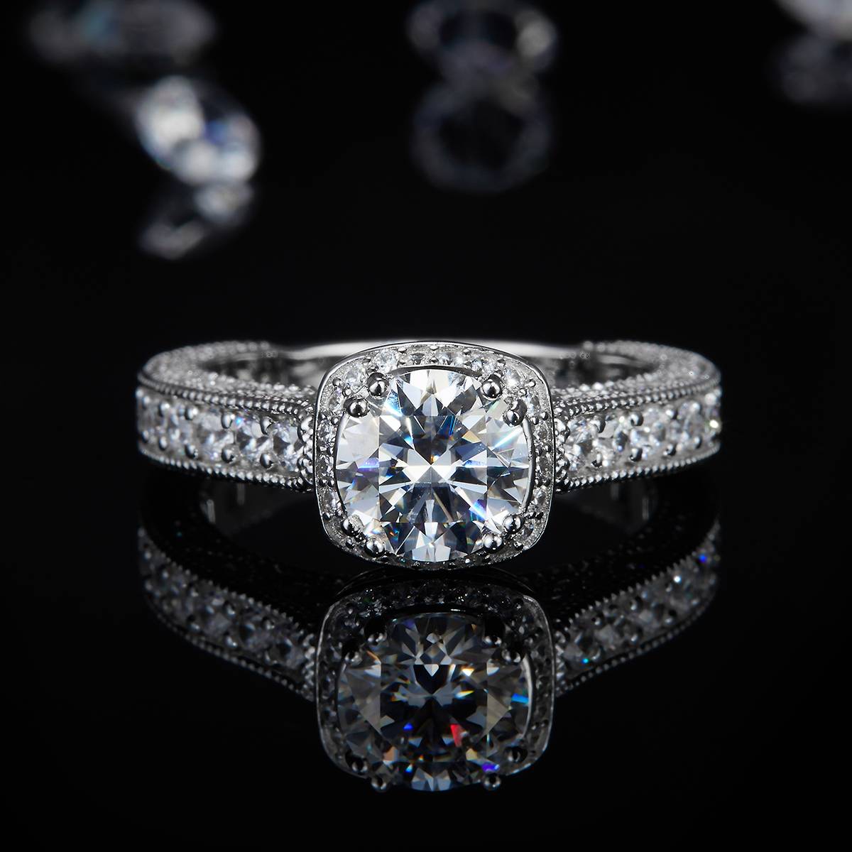 Full Diamond Light Luxury Women's Ring S925 Silver Plated Platinum Customized Selection Main Stone Moissanite Diamond 1.2ct/Secondary Stone High Carbon Diamond