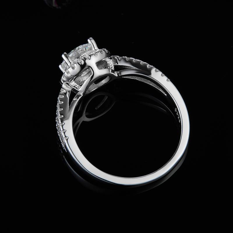 Affordable Luxury圆包Women's RingS925银镀白金定制选款主石Moissanite1.0ct/副石高碳钻