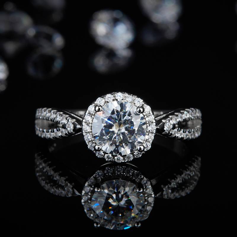 Affordable Luxury圆包Women's RingS925银镀白金定制选款主石Moissanite1.0ct/副石高碳钻