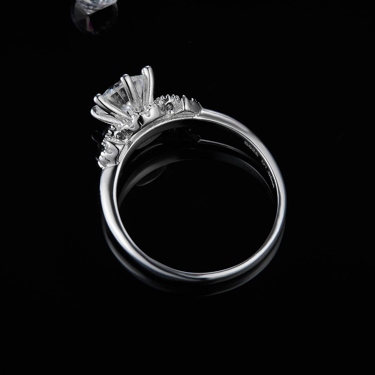 六爪女戒S925银镀白金定制选款主石莫桑钻1.0ct/副石高碳钻