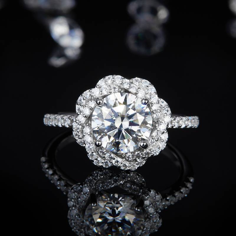 Affordable Luxury满钻Women's RingS925银镀白金定制选款主石Moissanite2.0ct/副石高碳钻