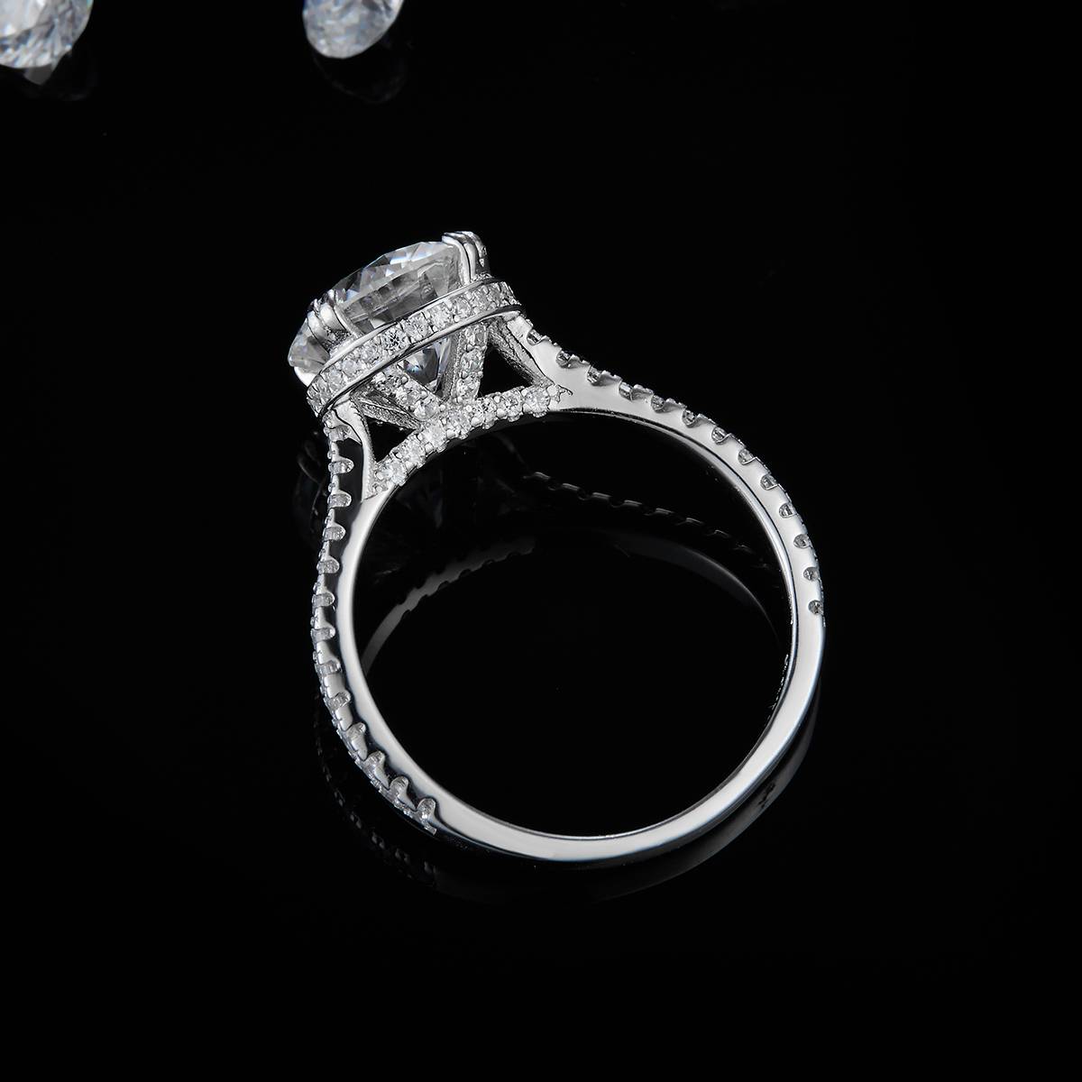 Light Luxury Four Claw Women's Ring S925 Silver Plated Platinum Customized Selection Main Stone Moissanite Diamond 3.0ct/Secondary Stone High Carbon Diamond