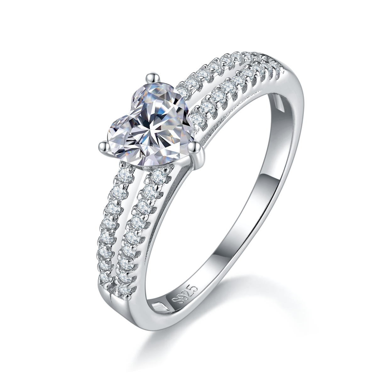 心形女戒S925银镀白金定制选款主石莫桑钻0.8ct/副石高碳钻