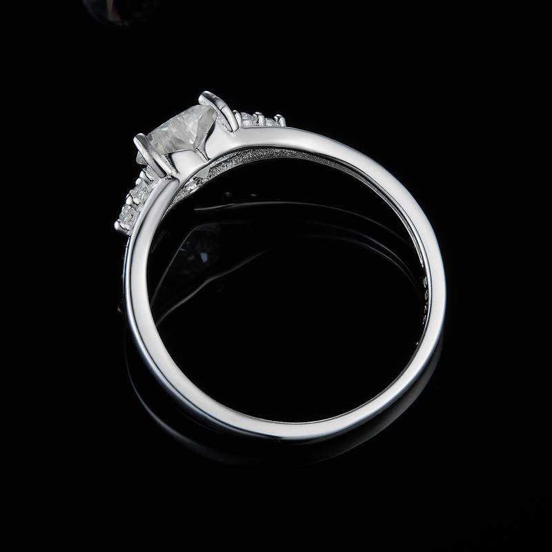 心形Women's RingS925银镀白金定制选款主石Moissanite0.8ct/副石高碳钻