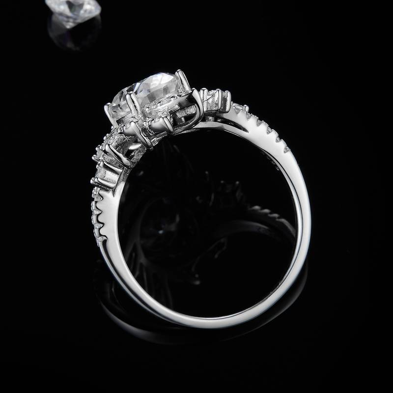 蛋形豪华Women's RingS925银镀白金定制选款主石Moissanite2.0ct/副石高碳钻