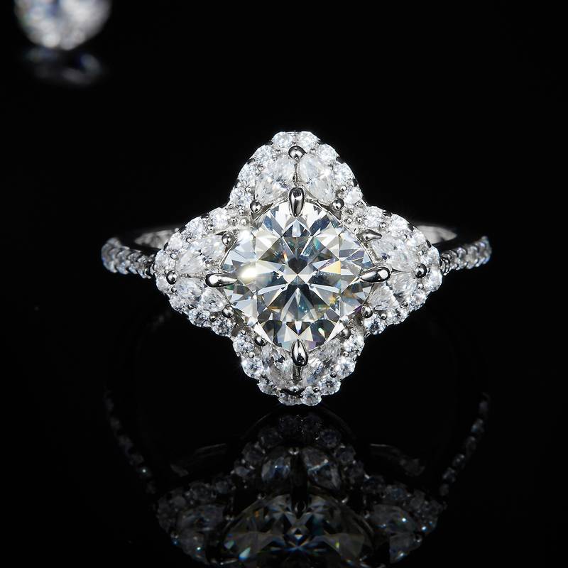 枕形豪华Women's RingS925银镀白金定制选款主石Moissanite2.0ct/副石高碳钻