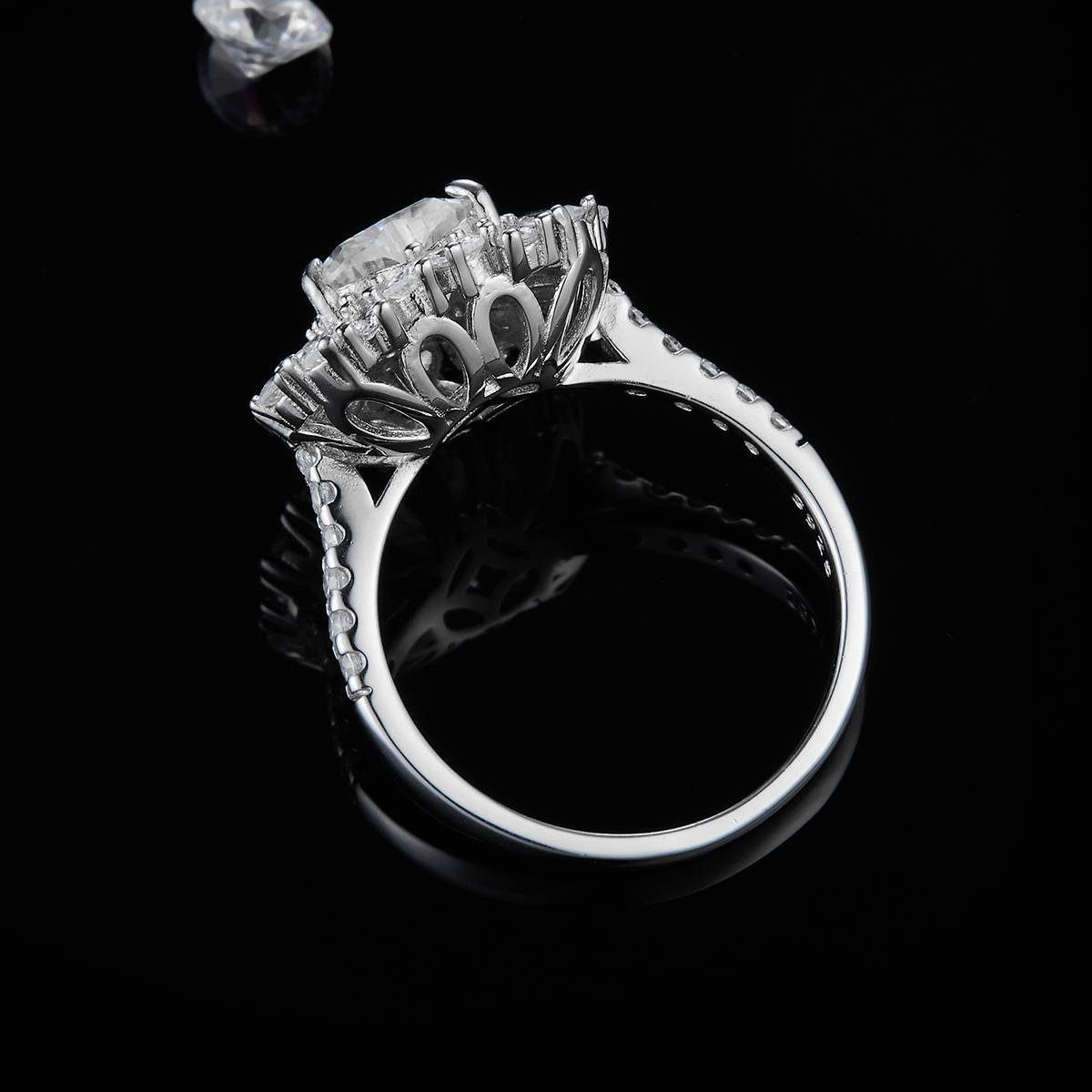 Heart shaped Women's Ring S925 Silver Plated Platinum Customized Selection Main Stone Moissanite Diamond 1.2ct/Secondary Stone High Carbon Diamond