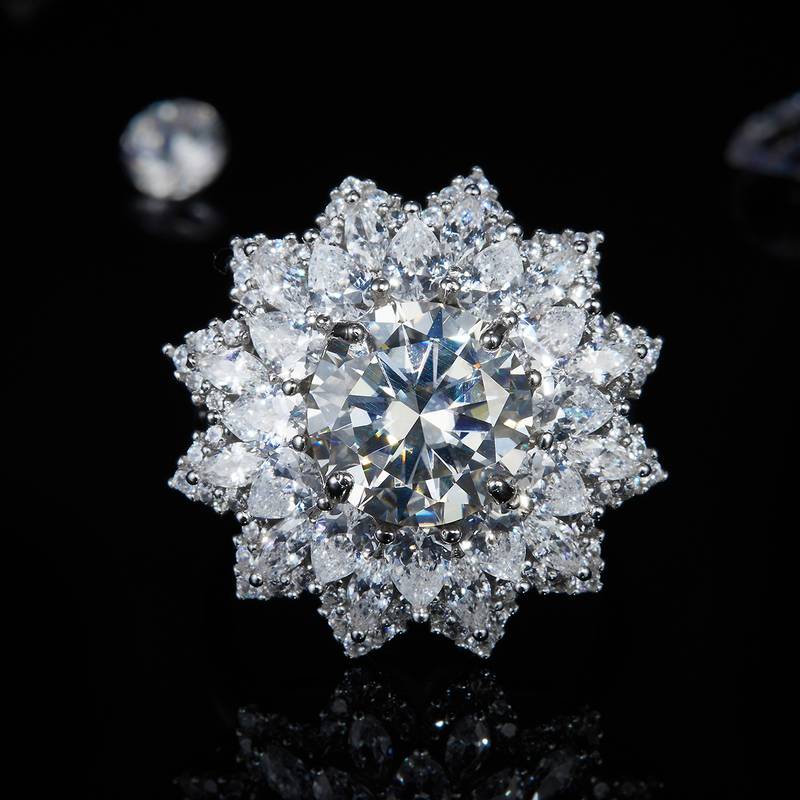 太阳花Women's RingS925银镀白金定制选款主石Moissanite4.0ct/副石高碳钻