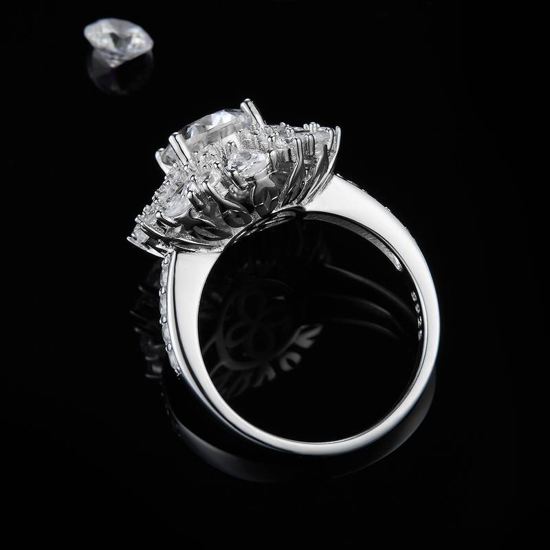 蛋形Women's RingS925银镀白金定制选款主石Moissanite3.0ct/副石高碳钻