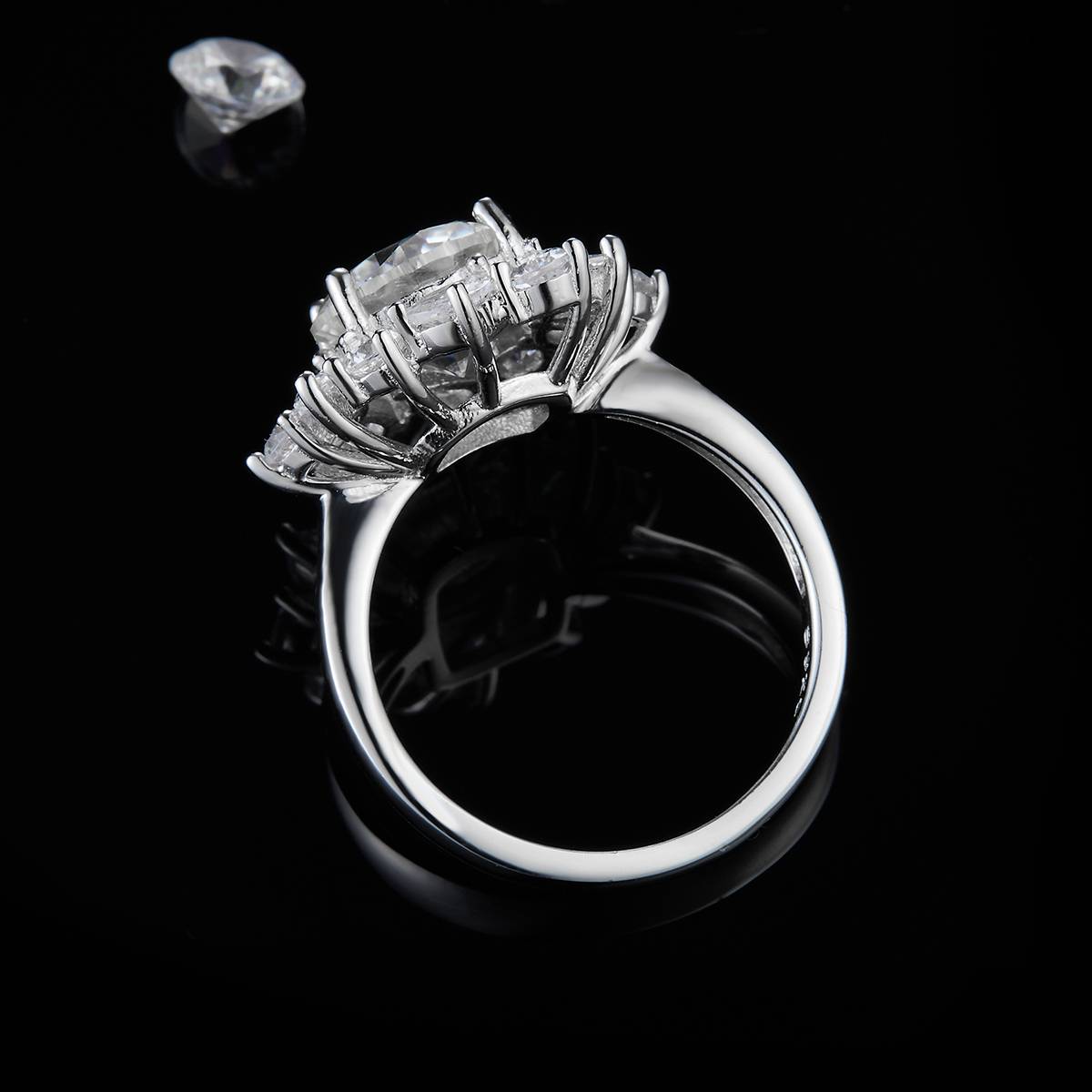 Luxury Sunflower Women's Ring S925 Silver Plated Platinum Customized Selection Main Stone Moissanite Diamond 3.0ct/Secondary Stone High Carbon Diamond