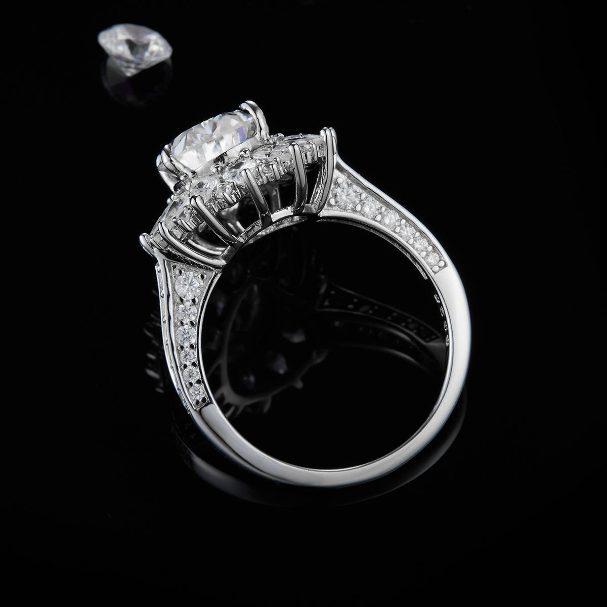 Shuidi Women's Ring S925 Silver Plated Platinum Customized Selection Main Stone Moissanite Diamond 4.0ct/Secondary Stone High Carbon Diamond