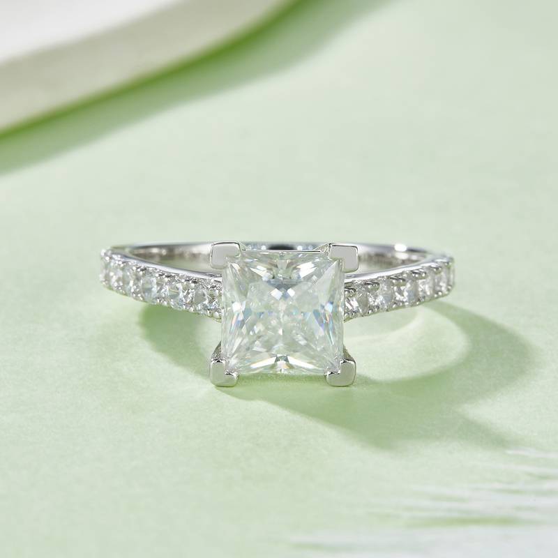R221228015款S925银镀18K白金公主方MoissaniteWomen's Ring7*7mmmm/2.0ct