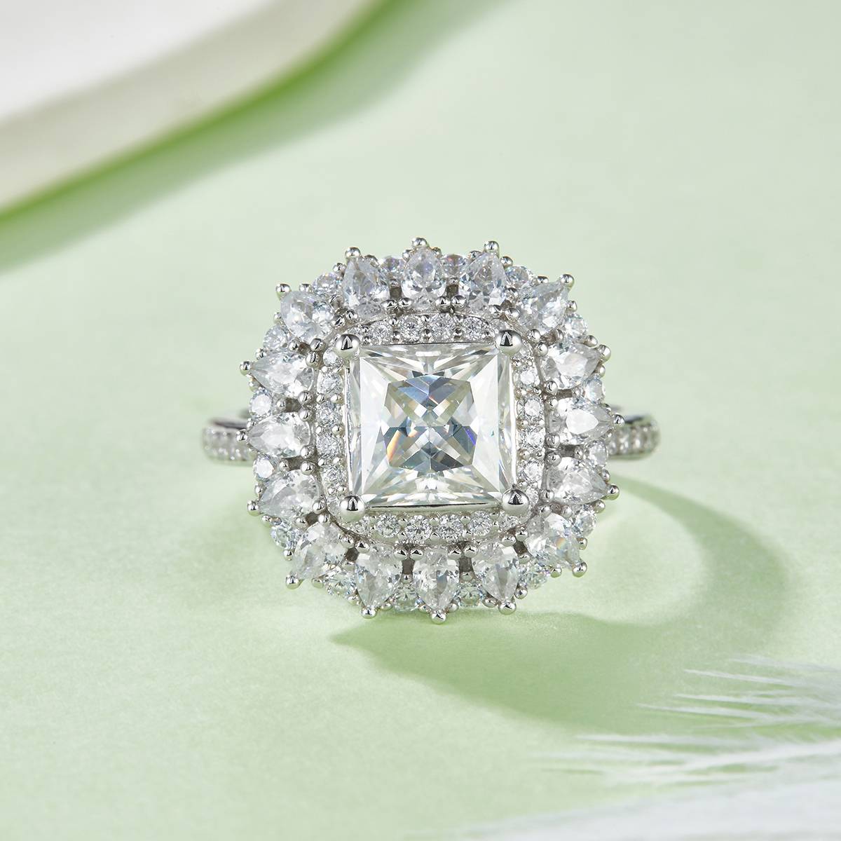 R230220028款S925银镀18K白金公主方MoissaniteWomen's Ring7*7mmmm/2.0ct