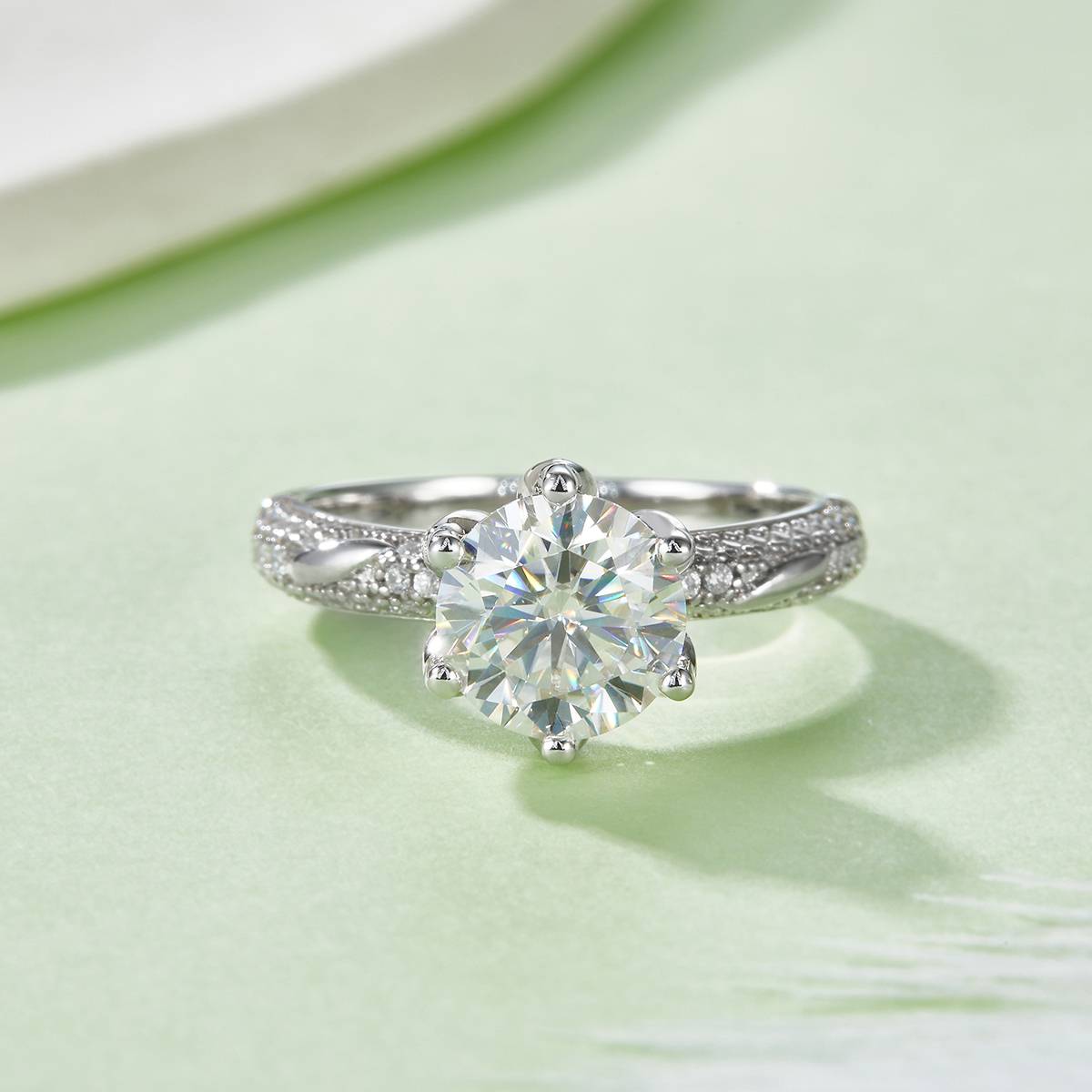 R230228011款S925银镀18K白金圆形MoissaniteWomen's Ring8.0mm/2.0ct