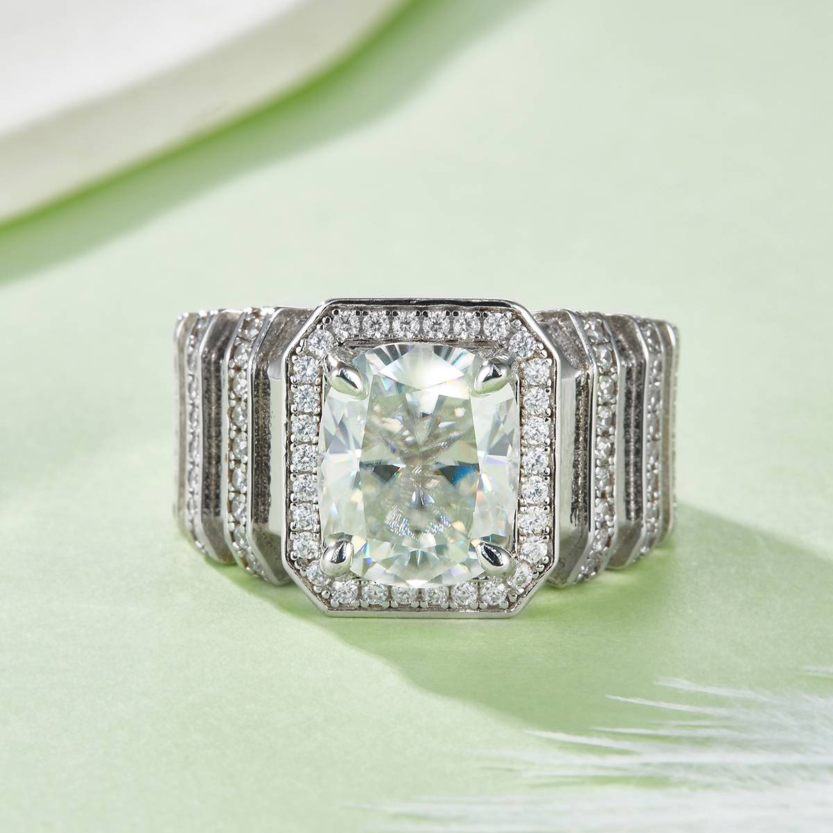 R230511009款S925银镀18K白金祖母绿形MoissaniteMen's Ring9*11mmmm/5.0ct