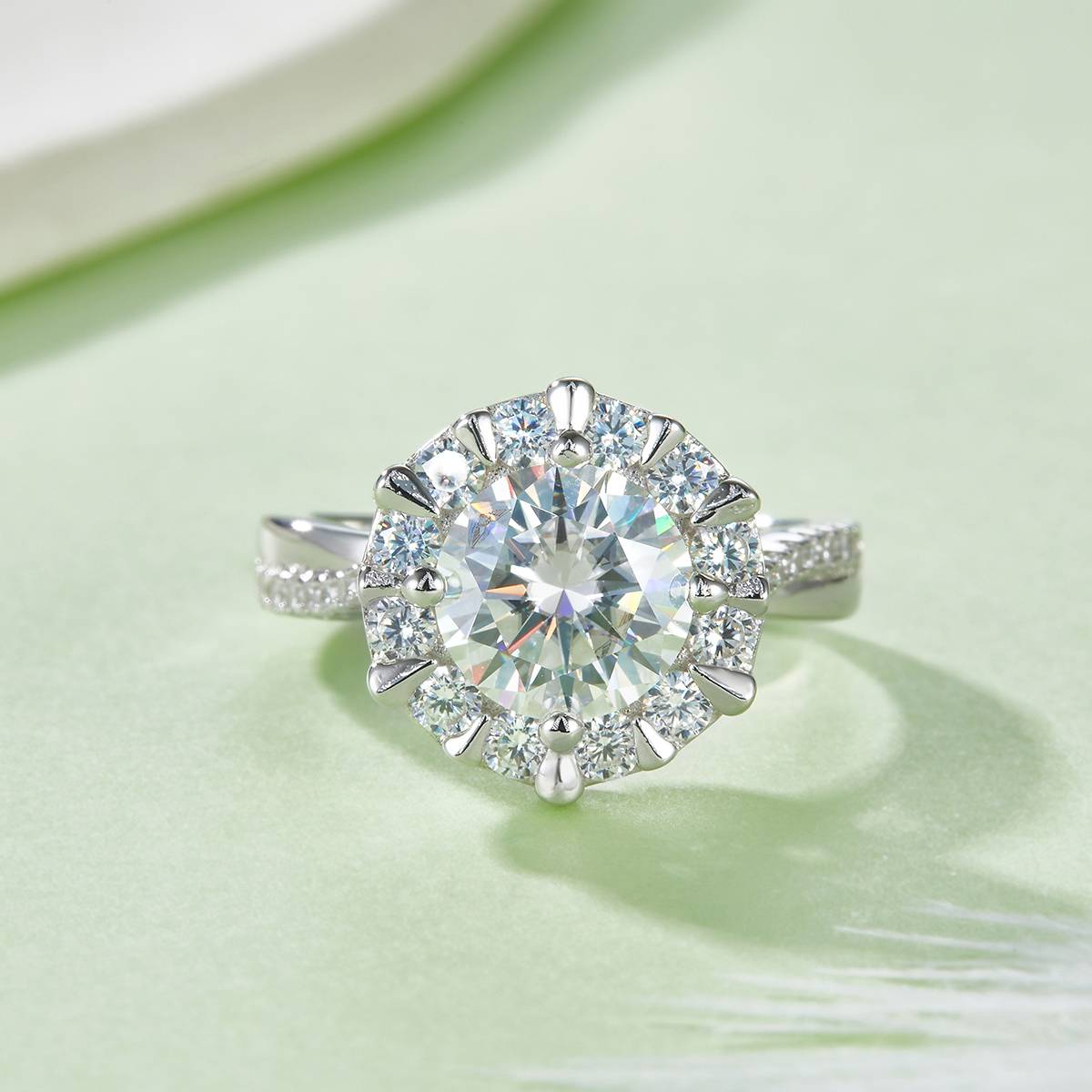 R230727018款S925银镀18K白金圆形MoissaniteWomen's Ring8.0mm/2.0ct