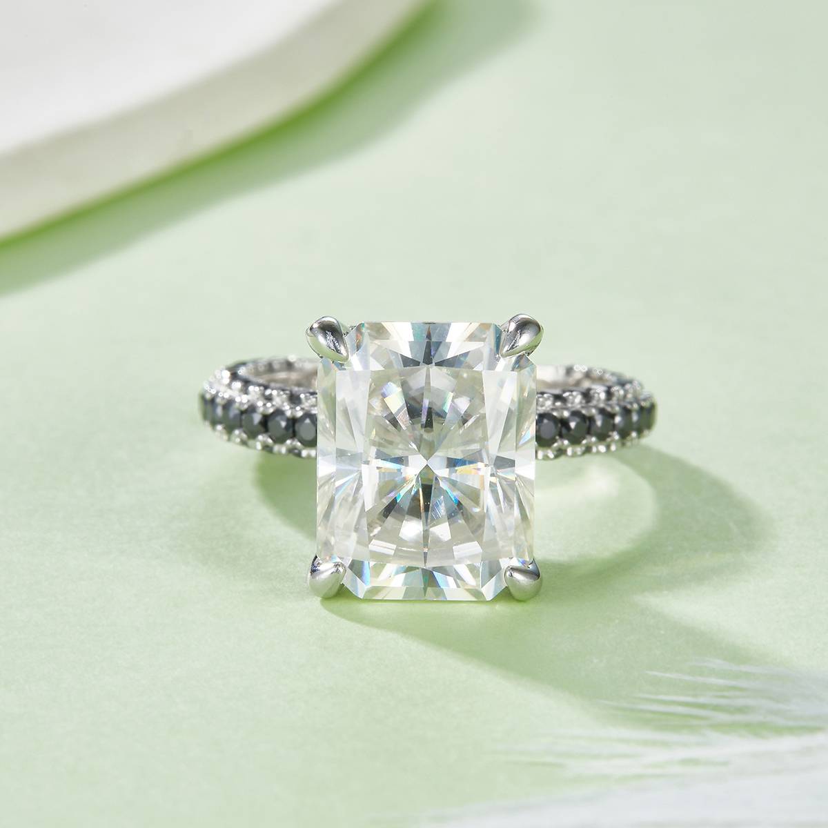 R231103019款S925银镀18K白金雷迪恩MoissaniteWomen's Ring10*12mmmm/8.0ct