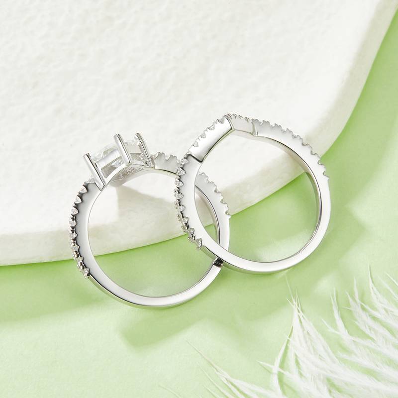 R240305003款S925银镀18K白金公主方套戒MoissaniteWomen's Ring5.5mm/1.0ct