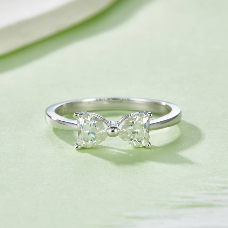 R240311007款S925银镀18K白金心形莫桑钻女戒主石5.0mm/1.0CT