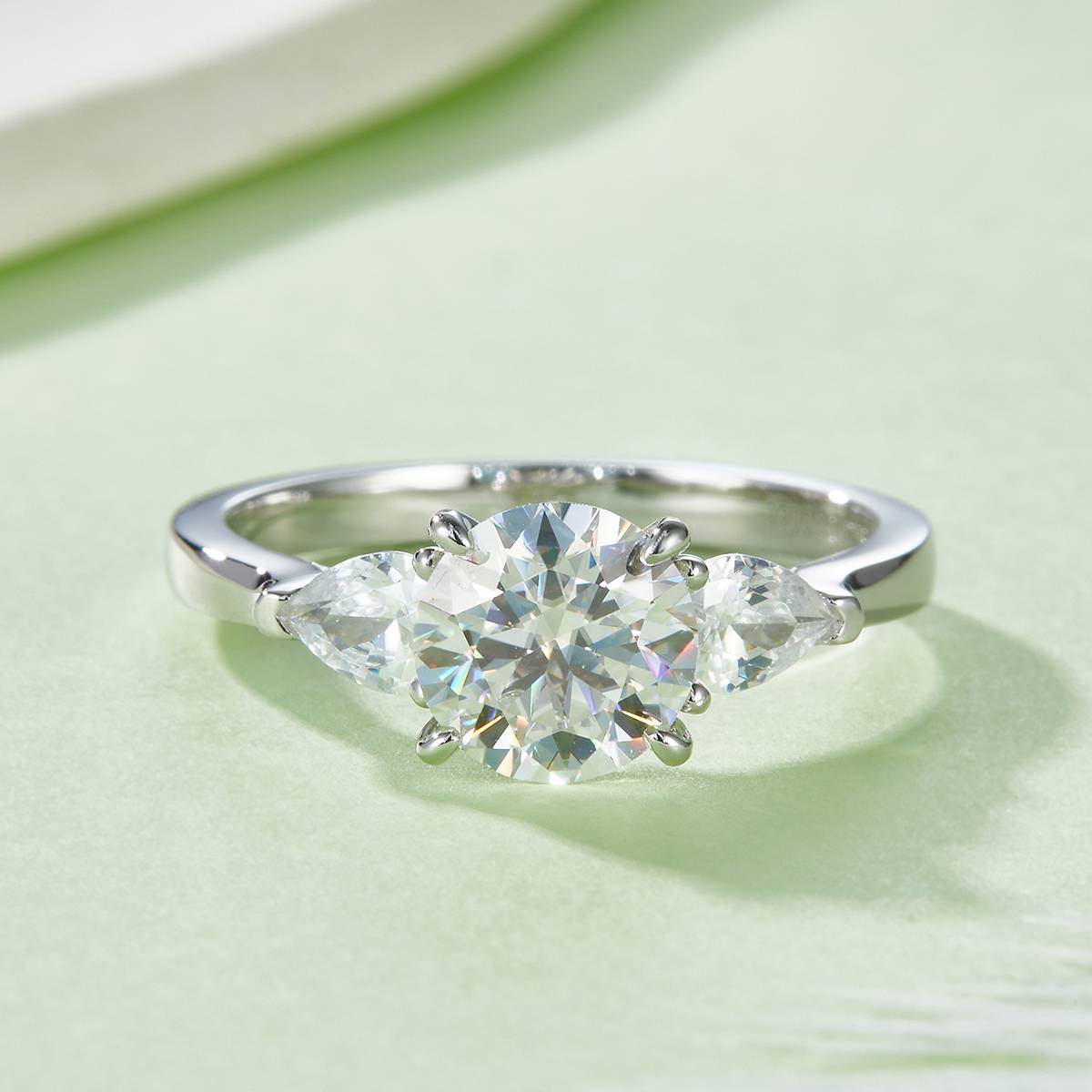 R240311023款S925银镀18K白金圆形MoissaniteWomen's Ring8.0mm/2.0ct