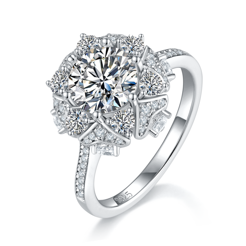 奢华雪花女戒S925银镀白金定制选款主石莫桑钻1.5ct/副石高碳钻