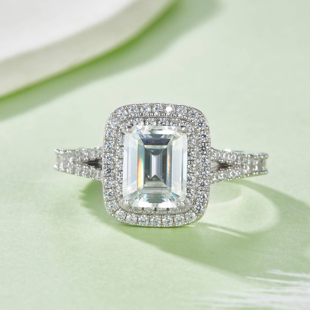 R240325004款S925银镀18K白金祖母绿形MoissaniteWomen's Ring9*7mmmm/3.0ct