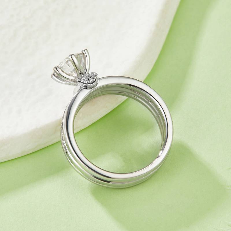 R750026款S925银镀18K白金圆形MoissaniteWomen's Ring1.0ct
