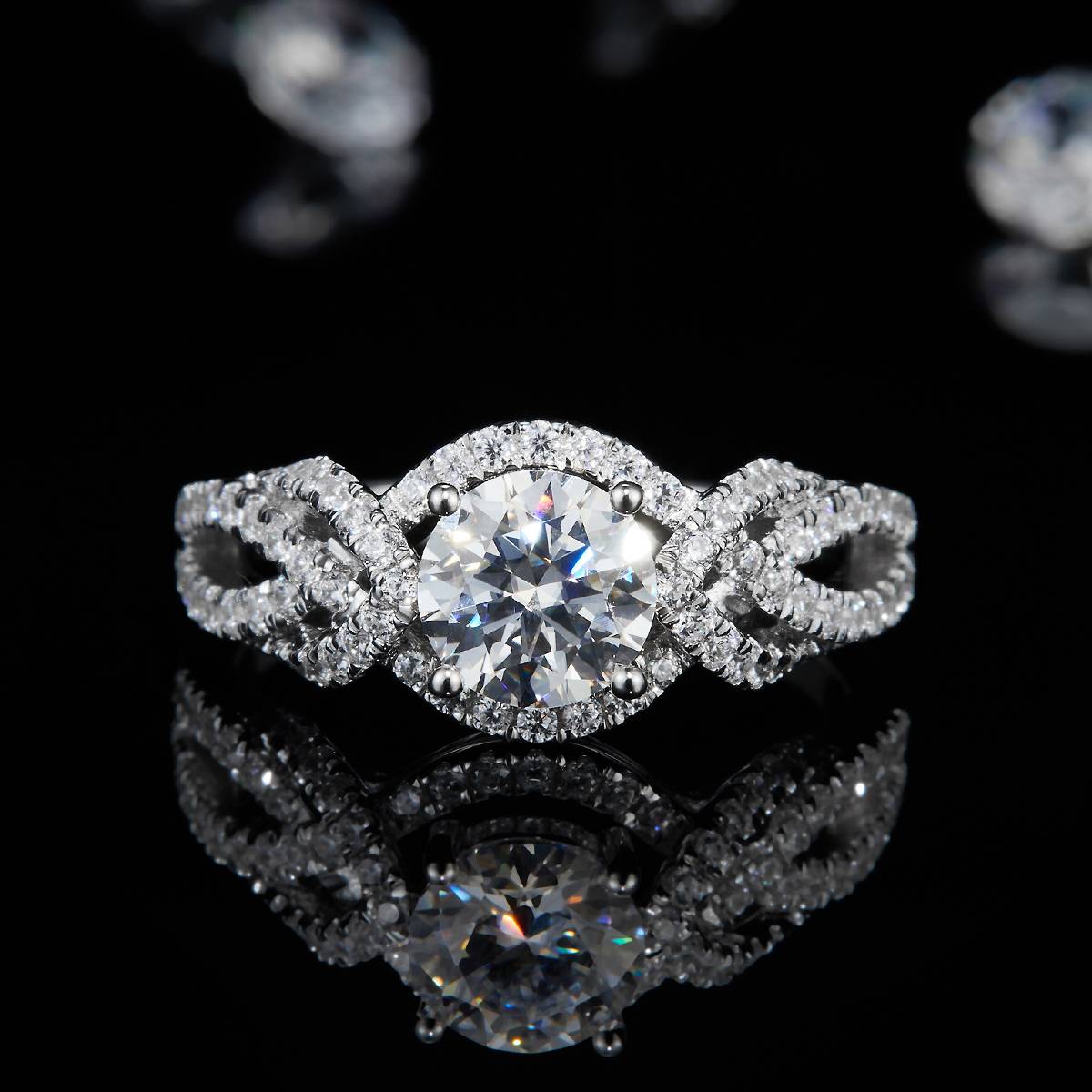Single Head Women's Ring S925 Silver Plated Platinum Customized Selection Main Stone Moissanite Diamond 1.0ct/Secondary Stone High Carbon Diamond