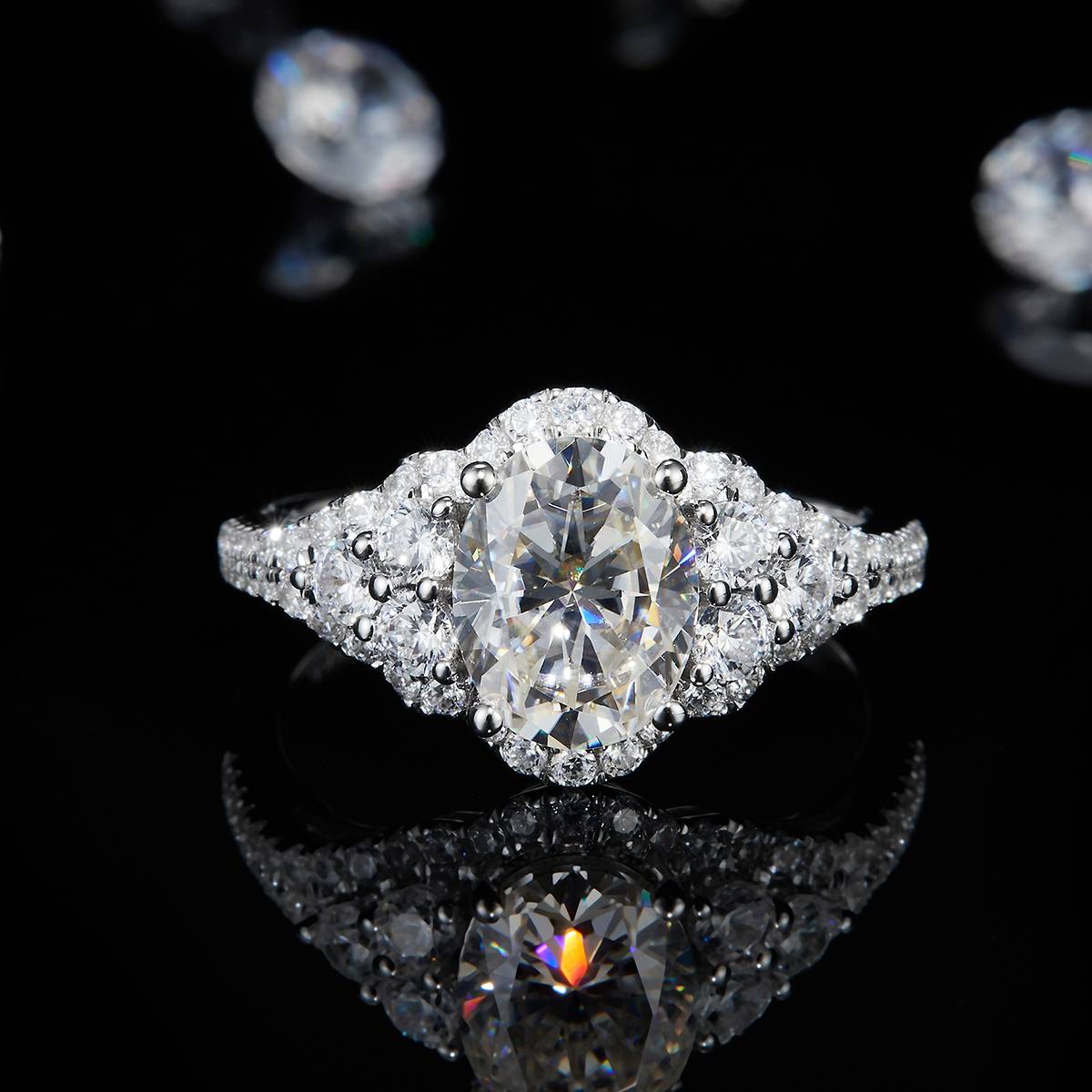 Light Luxury Egg shaped Women's Ring S925 Silver Plated Platinum Customized Selection Main Stone Moissanite Diamond 2.0ct/Secondary Stone High Carbon Diamond