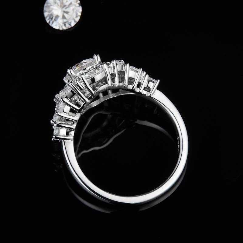 Affordable Luxury满钻圆包Women's RingS925银镀白金定制选款主石Moissanite1.0ct/副石高碳钻