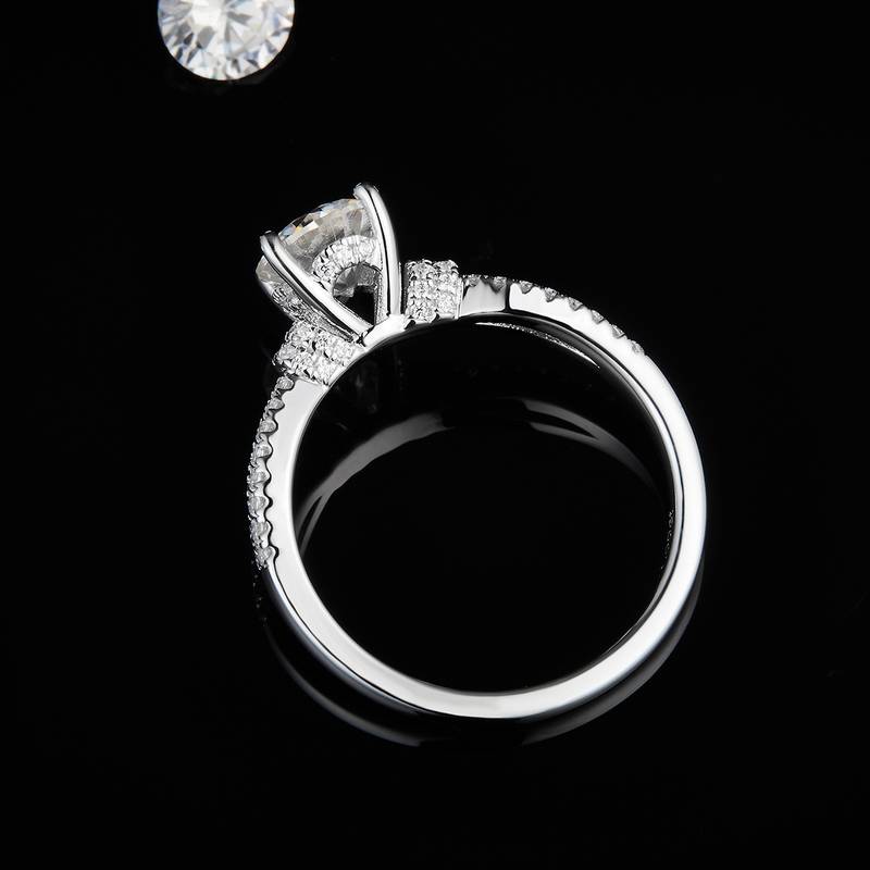 单头Women's RingS925银镀白金定制选款主石Moissanite1.0ct/副石高碳钻