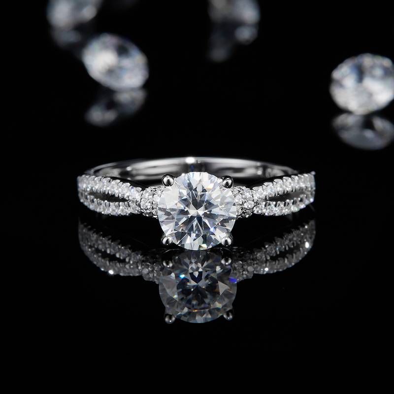 单头Women's RingS925银镀白金定制选款主石Moissanite1.0ct/副石高碳钻
