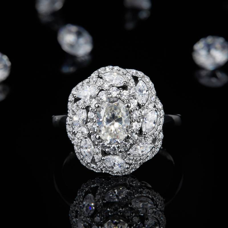 蛋形Women's RingS925银镀白金定制选款主石Moissanite1.0ct/副石高碳钻