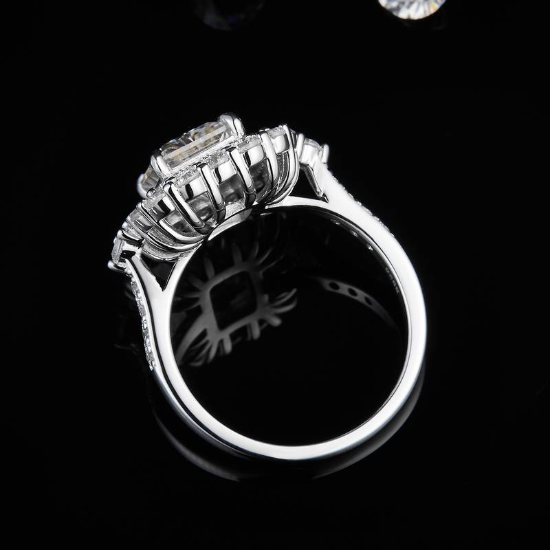 雷迪恩女戒S925银镀白金定制选款主石莫桑钻3.0ct/副石高碳钻