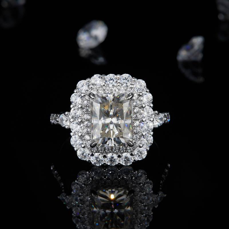 雷迪恩女戒S925银镀白金定制选款主石莫桑钻3.0ct/副石高碳钻