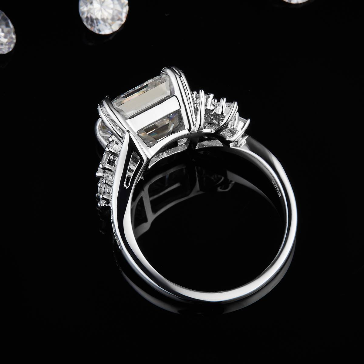 阿斯切割女戒S925银镀白金定制选款主石莫桑钻5.0ct/副石高碳钻