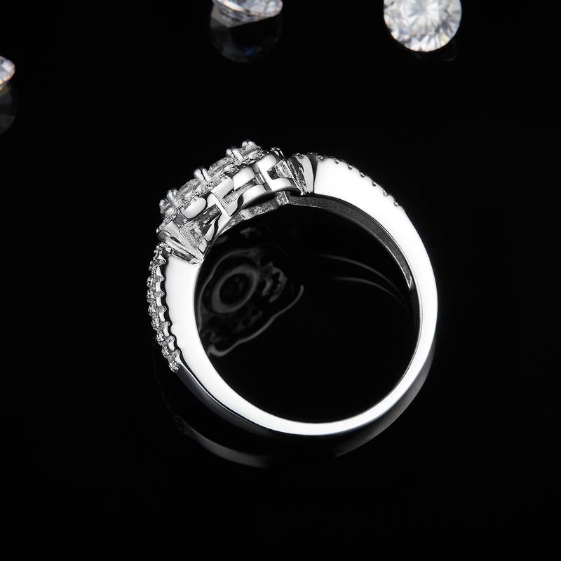 Affordable Luxury满钻Women's RingS925银镀白金定制选款主石Moissanite0.5ct/副石高碳钻