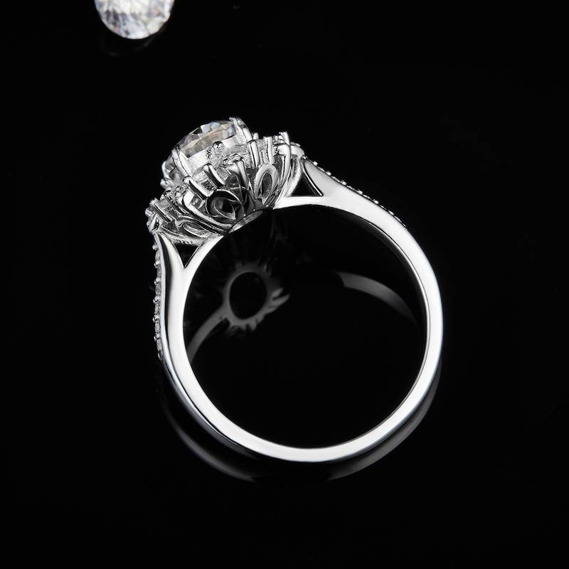 蛋形Women's RingS925银镀白金定制选款主石Moissanite1.5ct/副石高碳钻