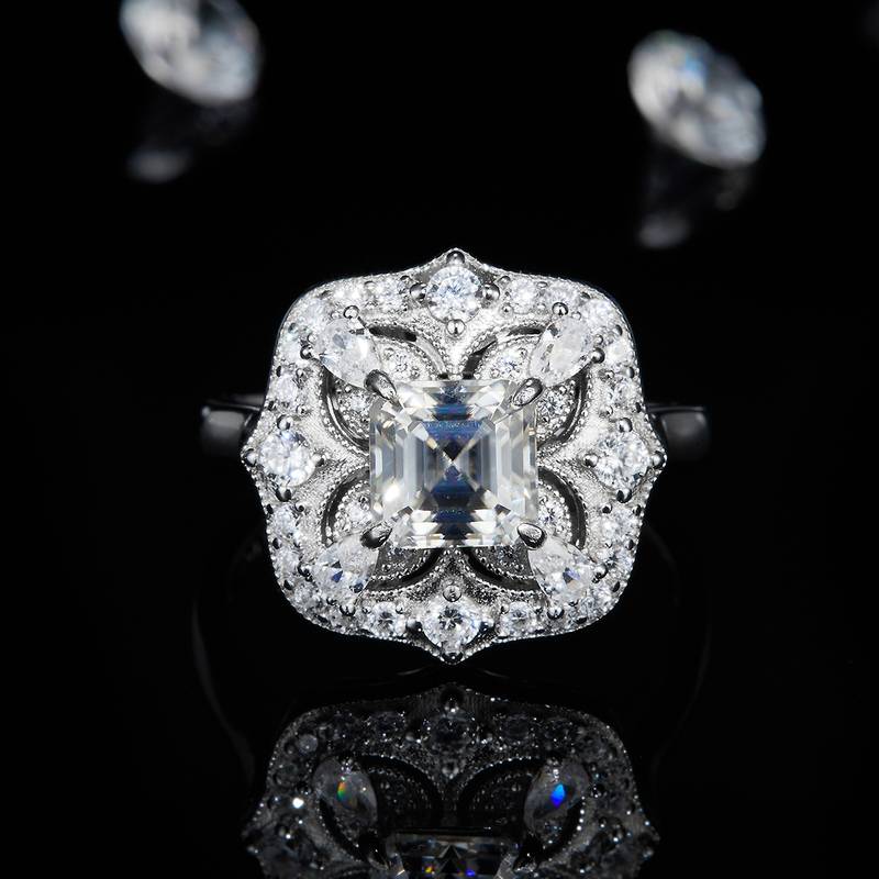 公主方女戒S925银镀白金定制选款主石莫桑钻1.0ct/副石高碳钻
