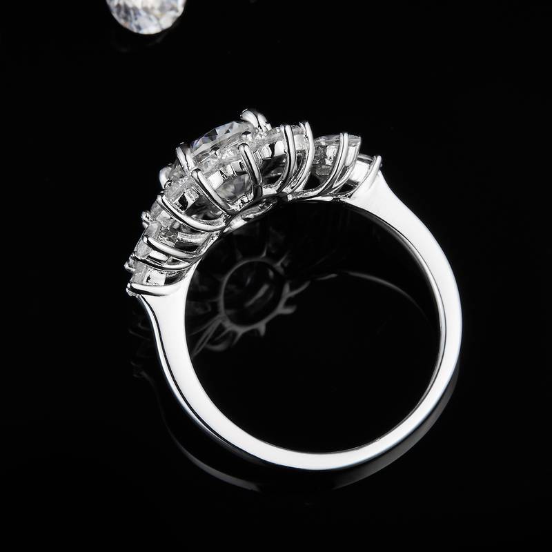 蛋形Women's RingS925银镀白金定制选款主石Moissanite2.0ct/副石高碳钻