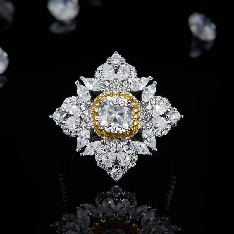 枕形Women's RingS925银镀白金+K黄定制选款主石Moissanite1.0ct/副石高碳钻