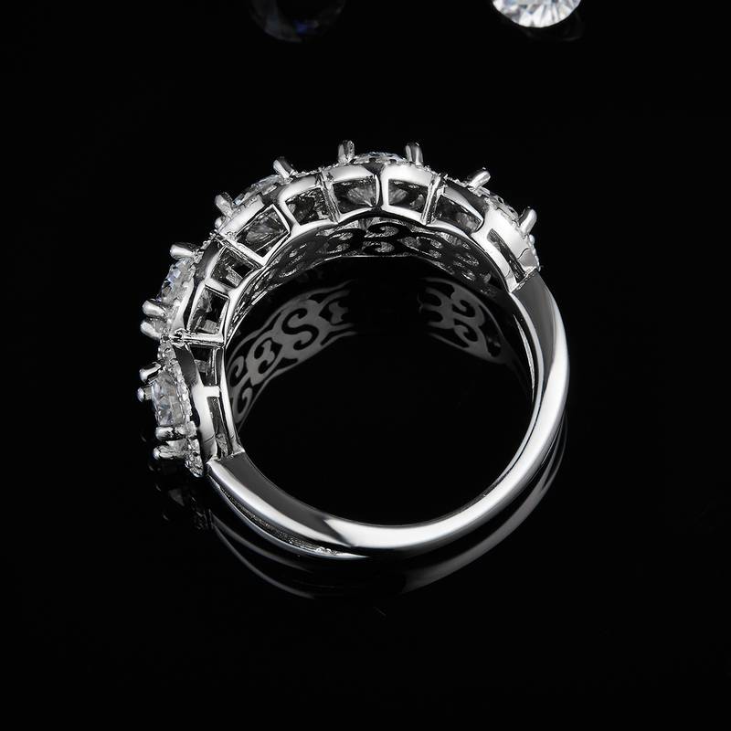 圆包排戒S925银镀白金定制选款主石Moissanite2.5ct/副石高碳钻