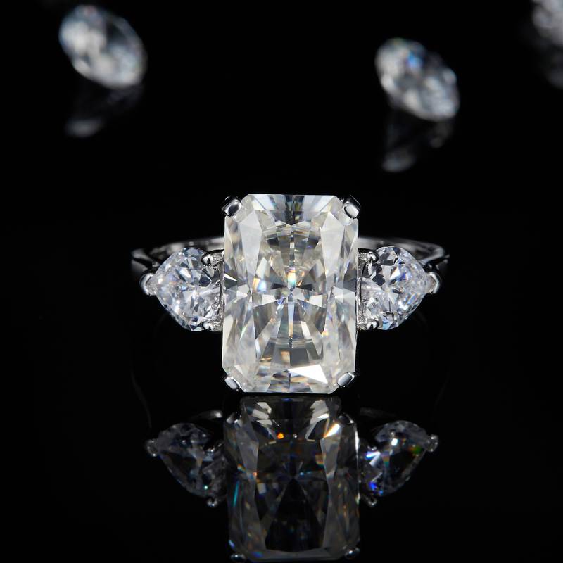 三石女戒S925银镀白金定制选款主石莫桑钻5.0ct/副石莫桑钻